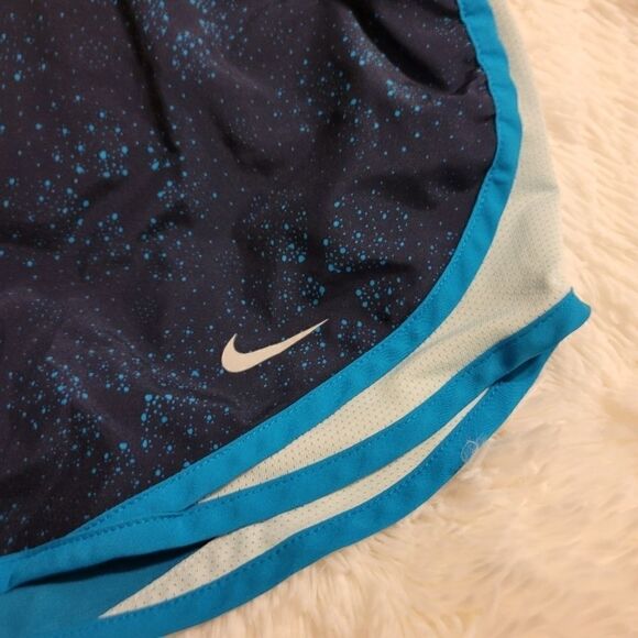Nike shorts  - Picture 3 of 6
